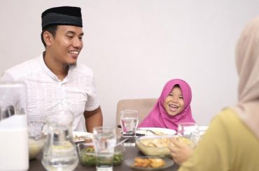 Pilihan Makanan agar Anak Kuat Puasa Seharian